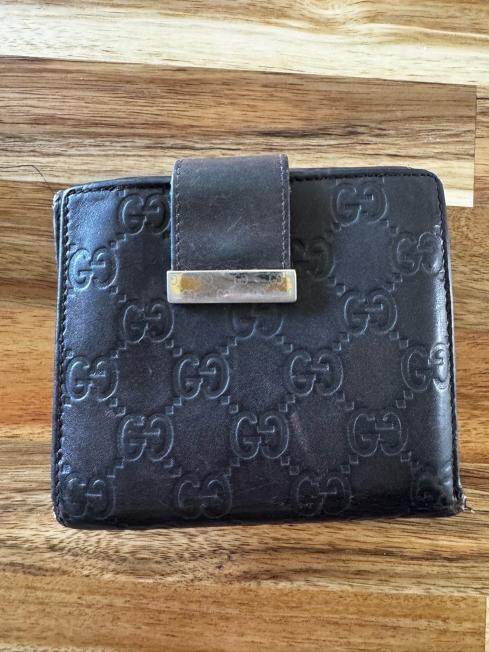 GUCCI Authentic Guccissima Leather Compact Wallet